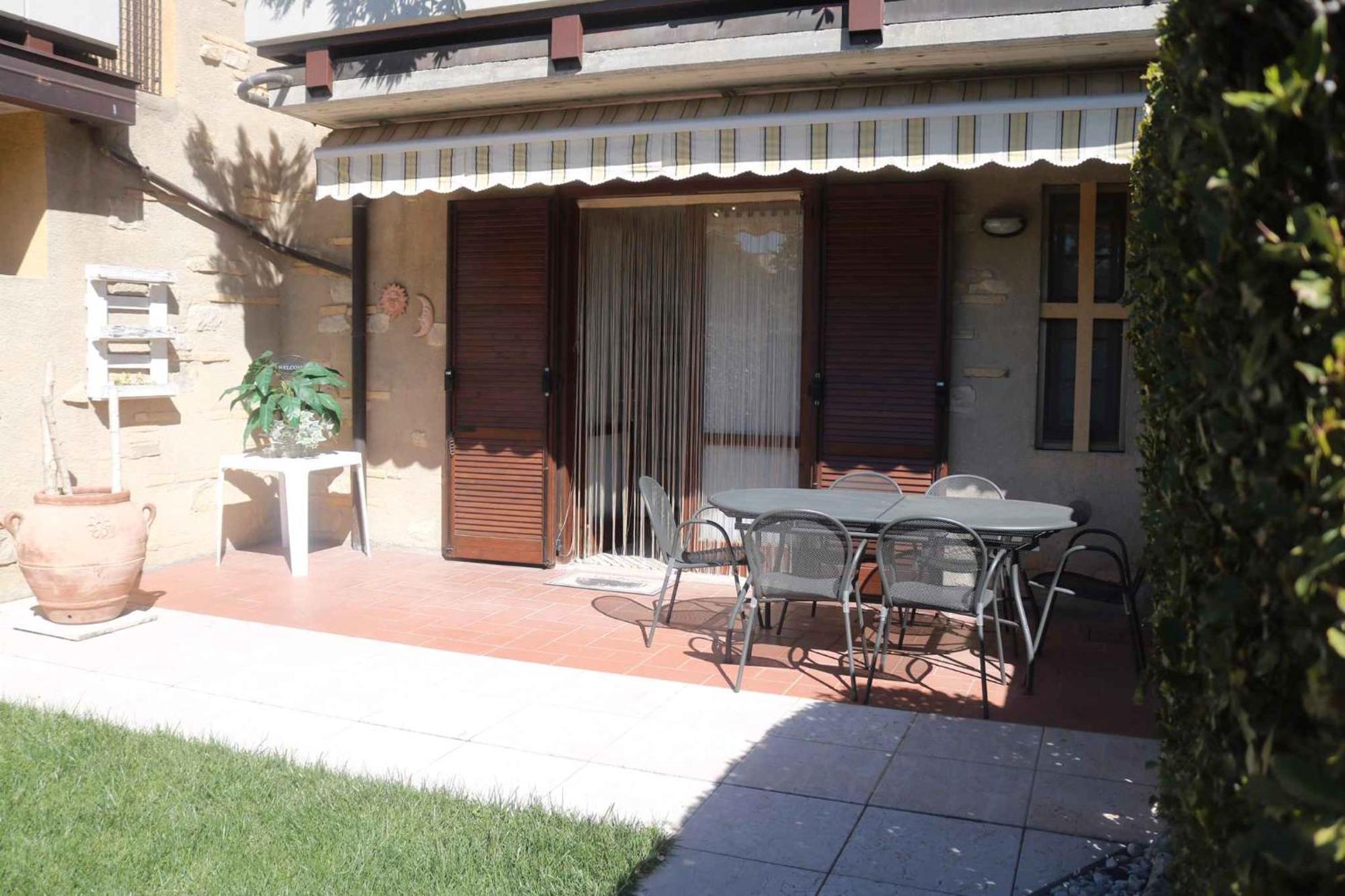 Apartment In Lazise - Gardasee 40851 Exteriör bild